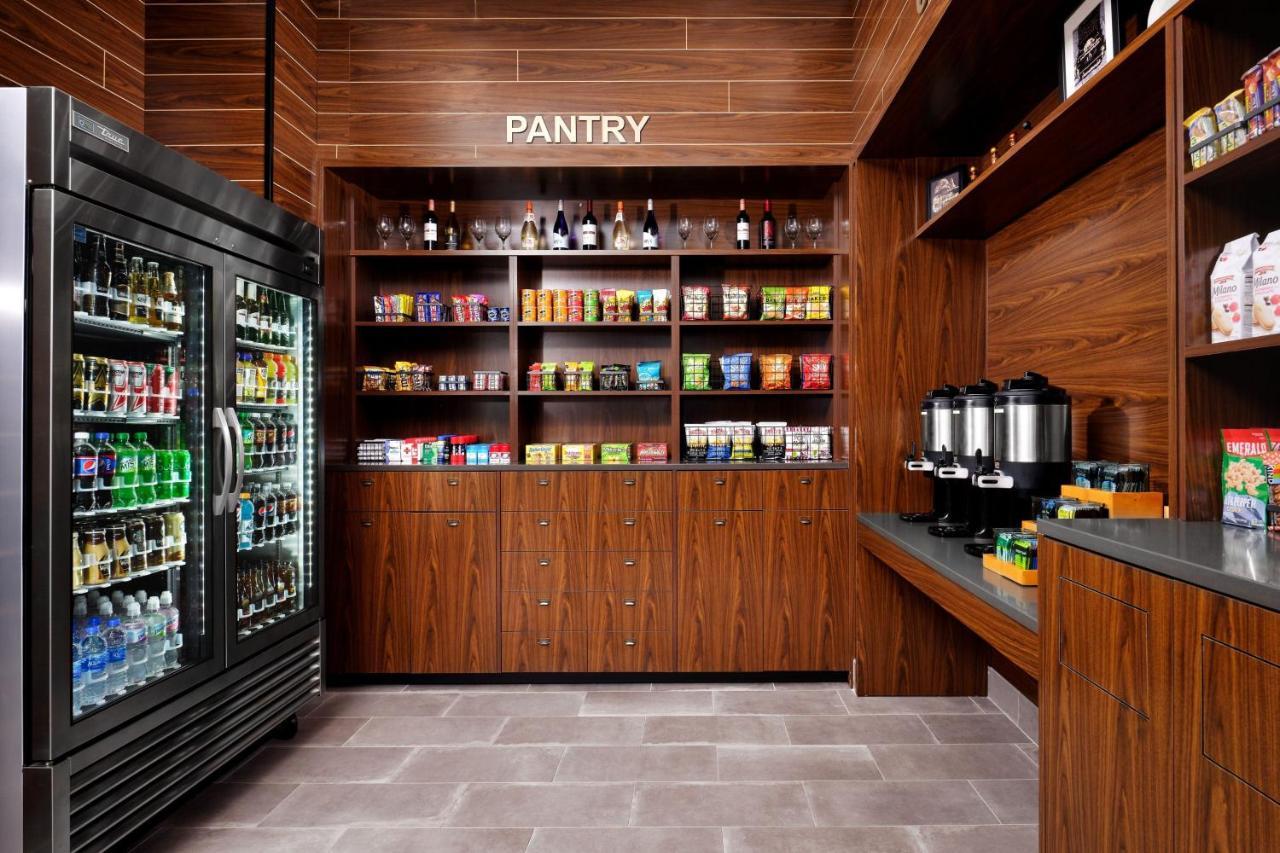 Four Points By Sheraton 유마 외부 사진